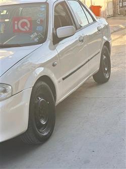 مازدا 323